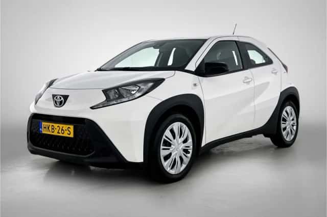 Toyota Aygo (2025) thumbnail 1