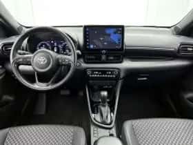 Toyota Yaris (2024) thumbnail 5