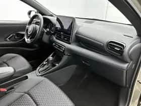 Toyota Yaris (2024) thumbnail 6