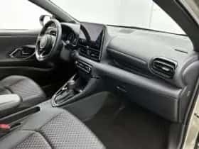 Toyota Yaris (2024) thumbnail 7