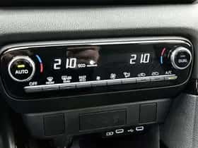 Toyota Yaris (2024) thumbnail 9