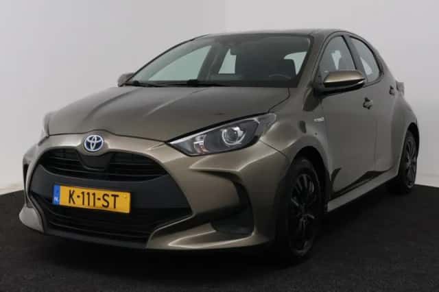 Toyota Yaris (2021) thumbnail 1