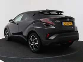 Toyota C-HR (2019) thumbnail 16