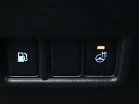 Toyota C-HR (2019) thumbnail 17