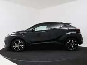 Toyota C-HR (2019) thumbnail 3