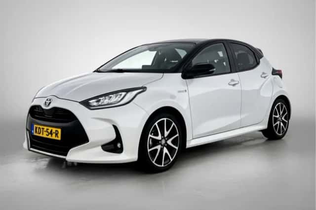 Toyota Yaris (2021) thumbnail 1