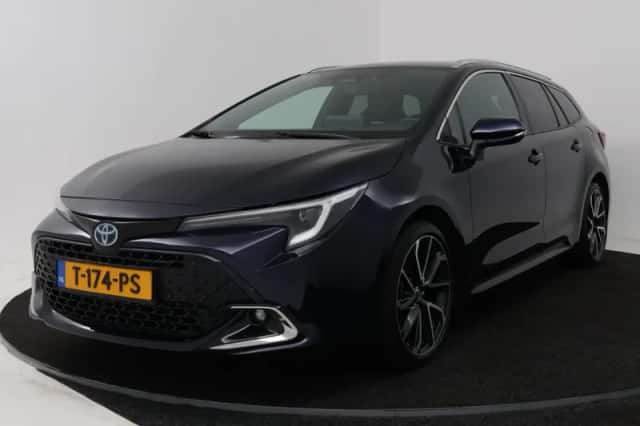 Toyota Corolla_Touring_Sports (2023) thumbnail 1