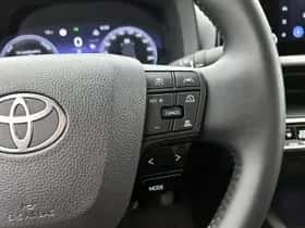 Toyota C-HR (2025) thumbnail 14