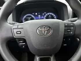 Toyota C-HR (2025) thumbnail 17