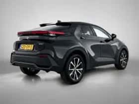 Toyota C-HR (2025) thumbnail 3