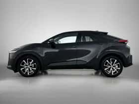 Toyota C-HR (2025) thumbnail 3
