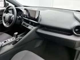 Toyota C-HR (2025) thumbnail 7