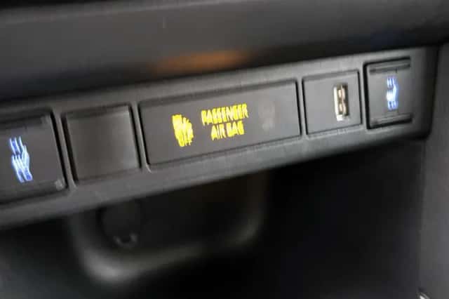 Toyota Yaris_Cross (2023) thumbnail 4