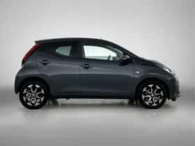 Toyota Aygo (2020) thumbnail 11