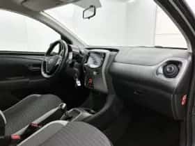 Toyota Aygo (2020) thumbnail 7