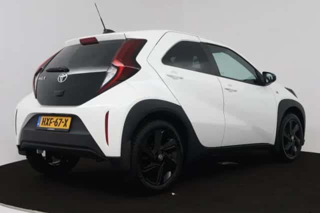 Toyota Aygo (2025) thumbnail 2