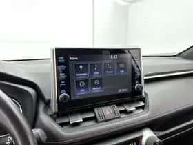 Toyota RAV4 (2021) thumbnail 7