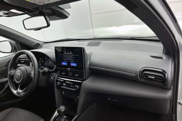 Toyota Yaris_Cross (2025) thumbnail 6