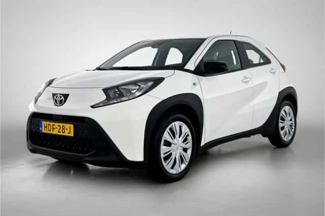 Toyota Aygo (2025) thumbnail 1