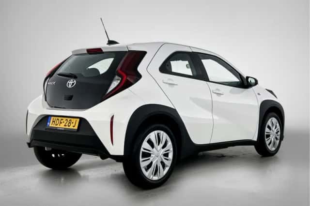 Toyota Aygo (2025) thumbnail 2