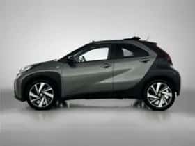 Toyota Aygo (2022) thumbnail 4