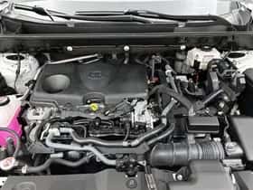 Toyota RAV4 (2022) thumbnail 36