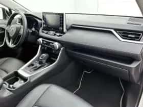 Toyota RAV4 (2022) thumbnail 7