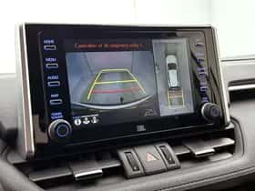 Toyota RAV4 (2022) thumbnail 8