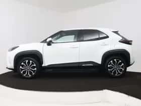 Toyota Yaris_Cross (2021) thumbnail 3