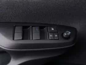 Toyota Yaris_Cross (2021) thumbnail 5