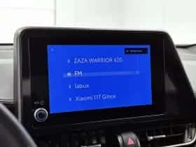 Toyota C-HR (2023) thumbnail 7