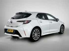 Toyota Corolla (2022) thumbnail 3