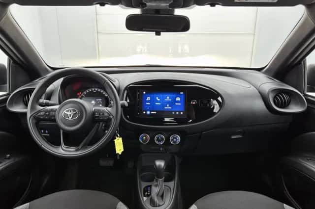 Toyota Aygo (2024) thumbnail 4