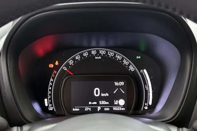 Toyota Aygo (2024) thumbnail 5