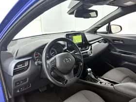 Toyota C-HR (2020) thumbnail 35