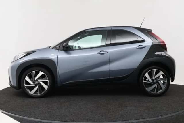 Toyota Aygo (2024) thumbnail 3