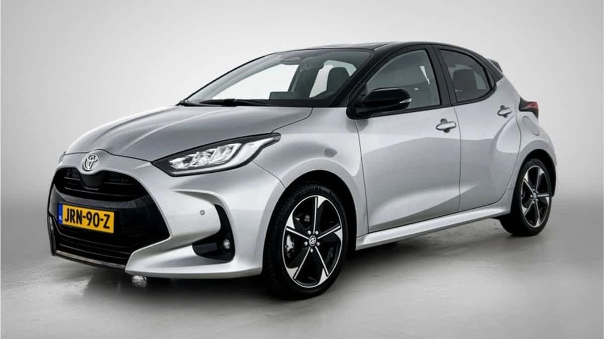 Toyota Yaris (2025) — foto 1