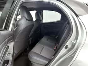 Toyota Yaris (2025) thumbnail 16