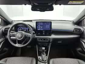 Toyota Yaris (2025) thumbnail 4