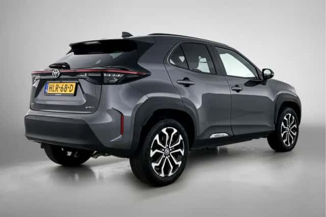 Toyota Yaris_Cross (2025) thumbnail 2