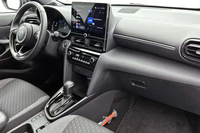 Toyota Yaris_Cross (2025) thumbnail 6