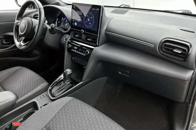 Toyota Yaris_Cross (2025) thumbnail 6