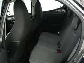 Toyota Aygo (2021) thumbnail 18