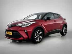 Toyota C-HR (2023) thumbnail 2