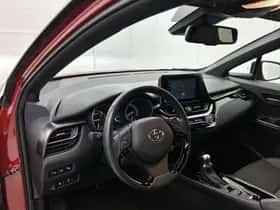 Toyota C-HR (2023) thumbnail 31