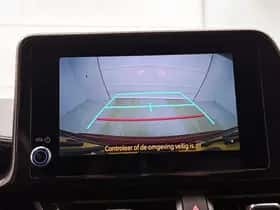 Toyota C-HR (2023) thumbnail 8