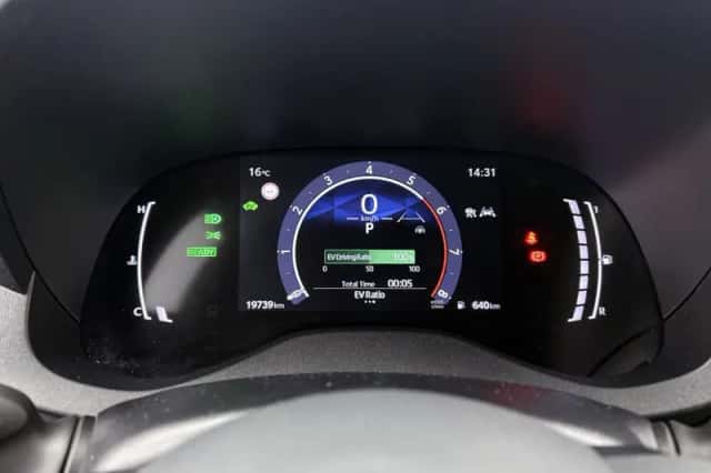 Toyota Yaris (2025) thumbnail 5