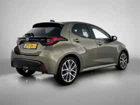 Toyota Yaris (2024) thumbnail 2