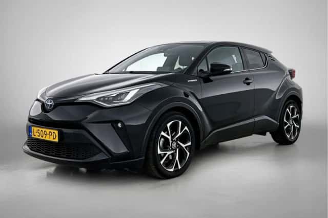 Toyota C-HR (2021) thumbnail 1