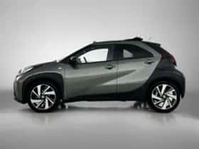 Toyota Aygo (2023) thumbnail 4